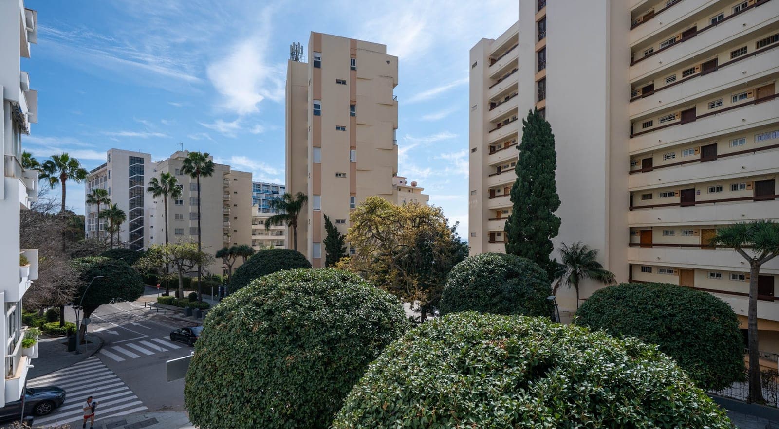 Výhľad z terasy — apartmán Costa Apolo v Marbelle